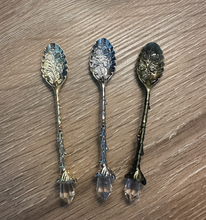 Load image into Gallery viewer, Crystal Herb Spoon
